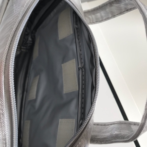 Marks & Spencer Space Silver Easy Clean Make Up Bag 90’s Y2K Vintage - Picture 12 of 15